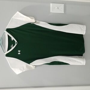 Under Armour Heatgear Top. Medium